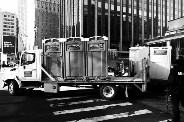 Best Porta potty rental for parties  in Mango, FL